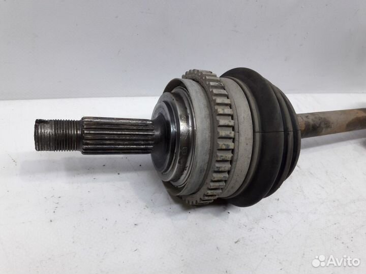 Привод передний левый Лада Гранта 2011