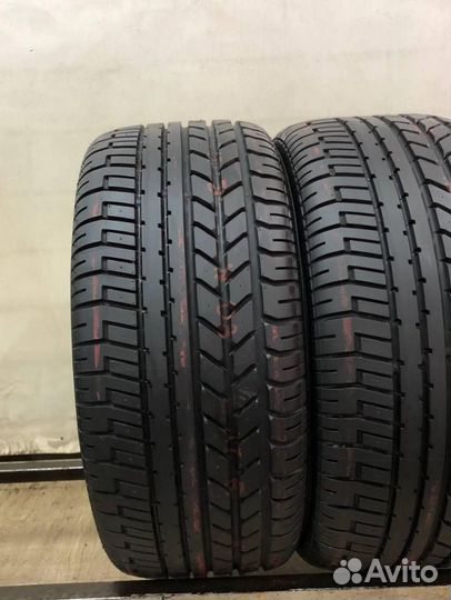 Pirelli P Zero Asimmetrico 235/40 R17 90Y