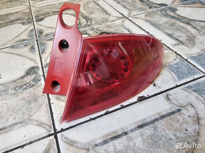 Фонарь Seat Leon