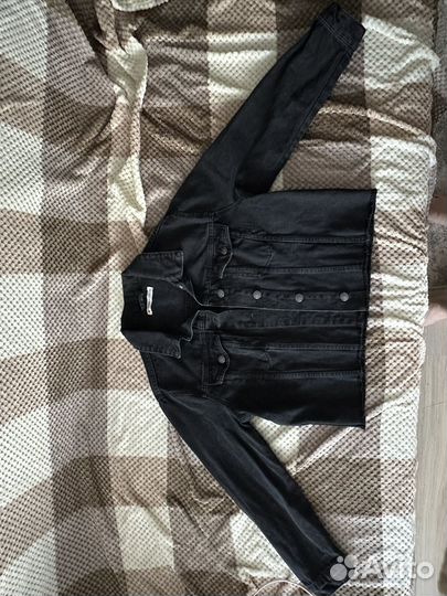 Джинсовая куртка