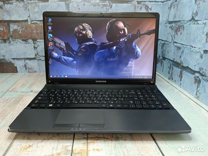 Отличный ноутбук Samsung core i5/4ядра/6Gb/intelHD