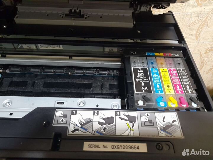 Принтер, сканер, копир - лазерный цветной