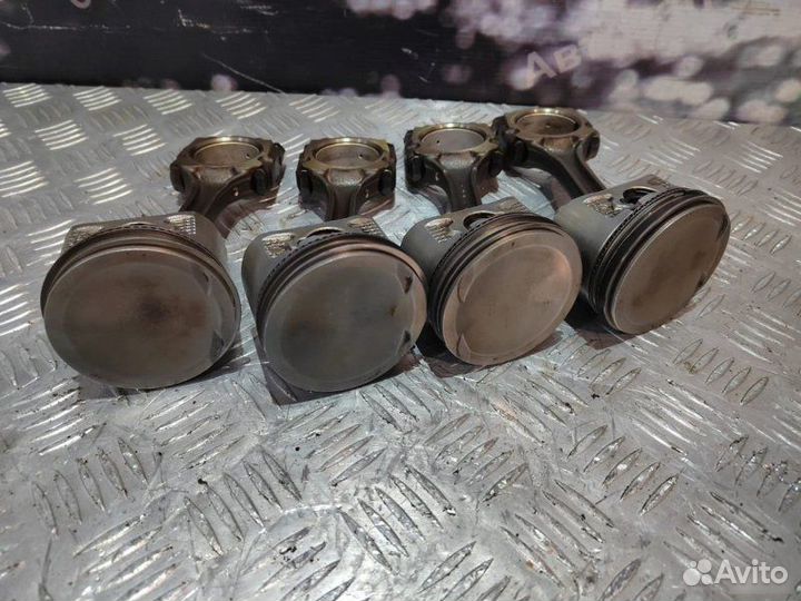 Поршни с шатунами Nissan Almera N16 QG15