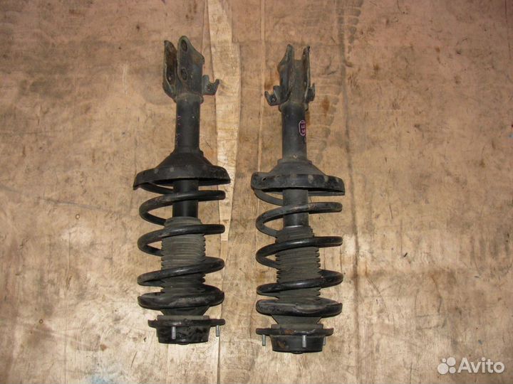 Стойки передние Subaru Forester S10 SF5