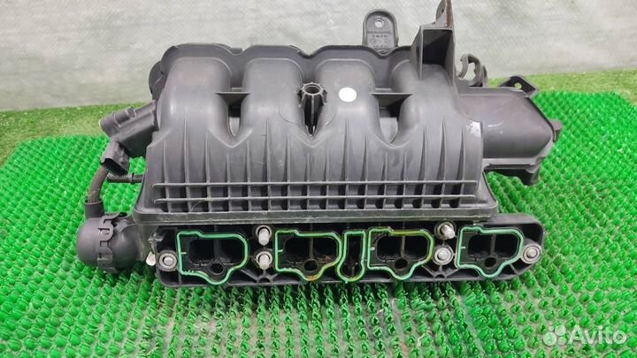 Коллектор впускной Opel Corsa D 2011