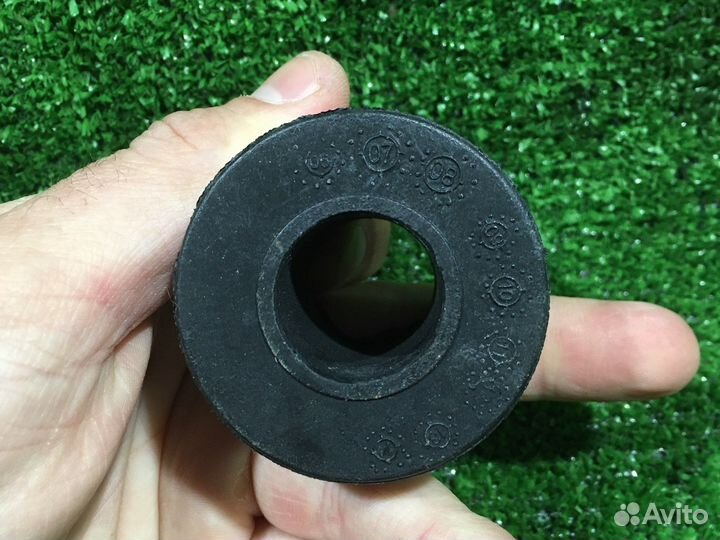 Втулка стабилизатора передняя мерседес w202 w208