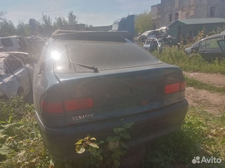 Кронштейн генератора Renault Laguna 1 F3P678