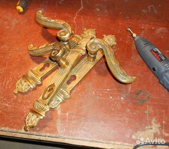 Дверные ручки латунные