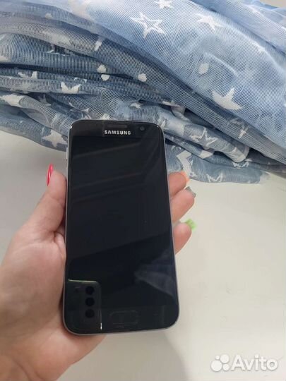 Samsung Galaxy S7, 4/32 ГБ