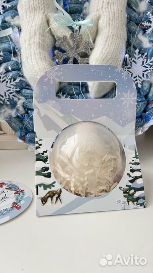 Новогодний снеговик