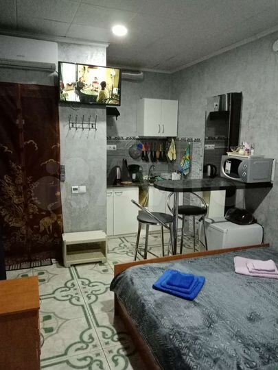 Дом 16 м² на участке 1 сот.