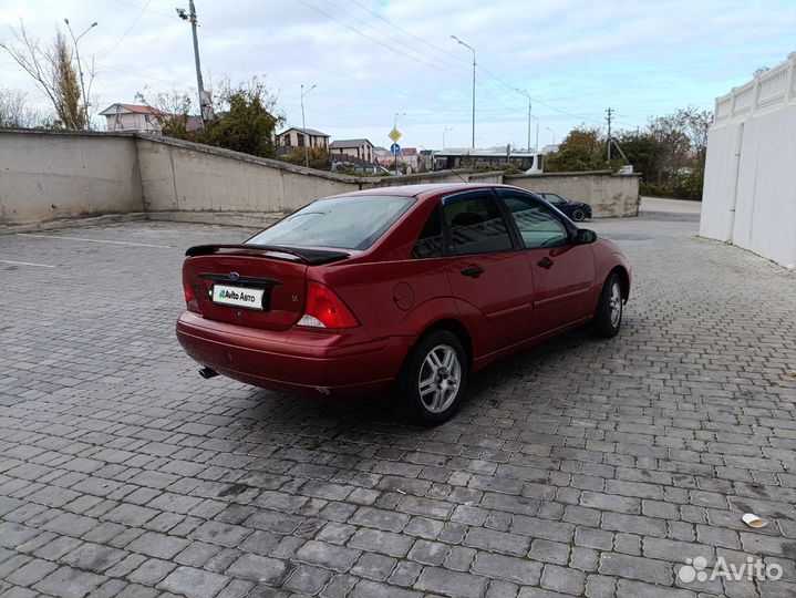 Ford Focus 2.0 МТ, 1999, 290 000 км