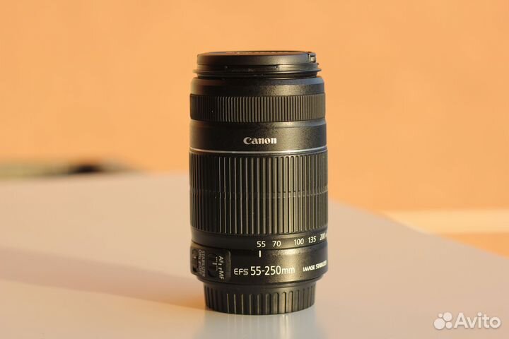 Объектив Canon EF-S 55-250mm f/4-5.6 IS II