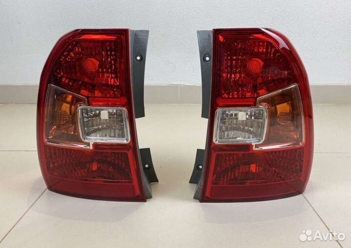 Фонарь 1(шт) kia sportage 2008-10 год