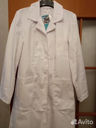Белый медицинский халат новый