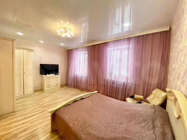 2-к. квартира, 70 м², 2/2 эт.