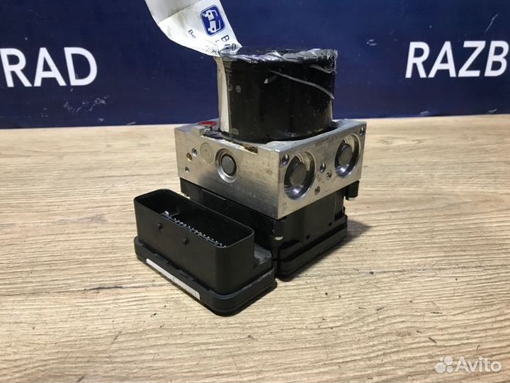 Блок abs Volkswagen Golf 6 2011