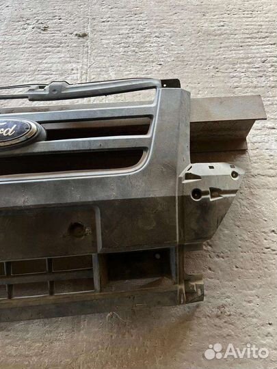 Средняя часть бампера Форд Транзит 2.2 TDCi евро-4