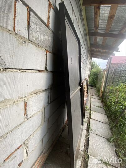 Металлическая дверь бу