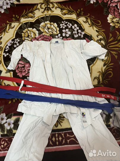 Кимоно и футы для каратэ