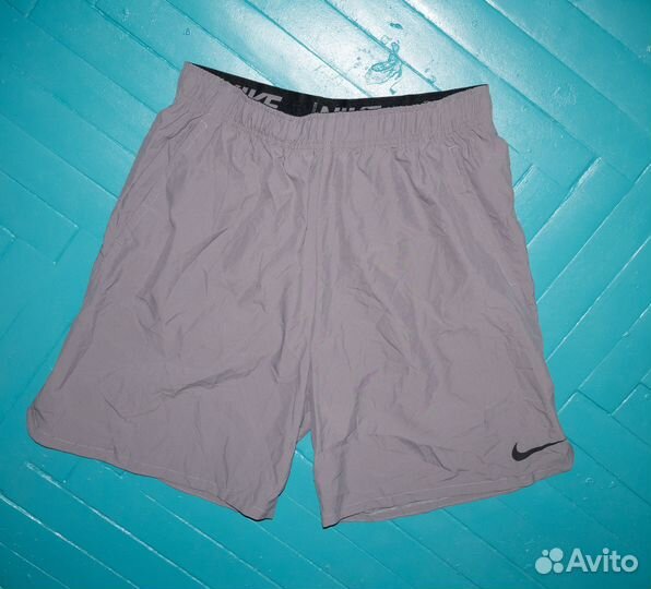 Nike L спортивные шорты