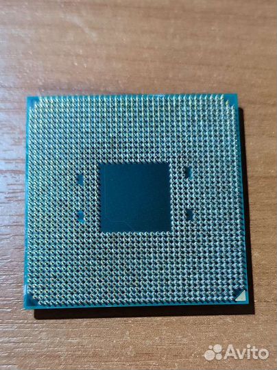 Процессор AMD Ryzen 2700X