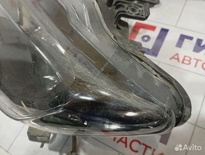 Фара левая Nissan Roque (T32) 26060-6FL0A