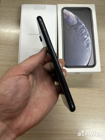 iPhone Xr, 64 ГБ