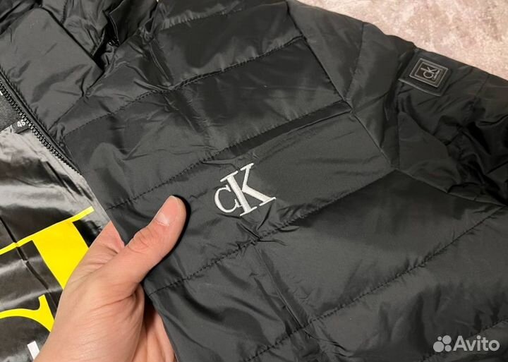 Куртки Calvin Klein комфортные