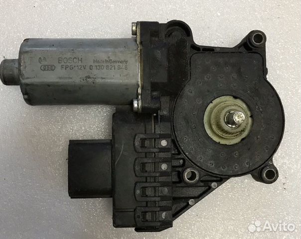 Мотор стеклоподъемника задний правый