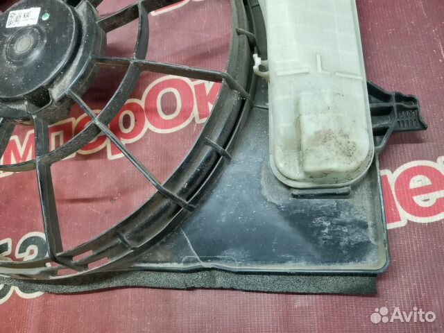 Диффузор вентилятора передний Hyundai Elantra