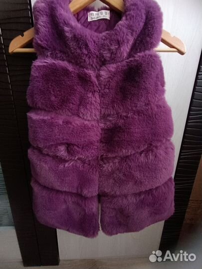 Жилетка меховая женская