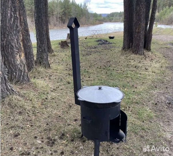 Печь с трубой и дверцей 22л