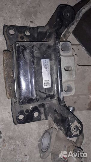 Scoda octavia a7 подушка двигателя