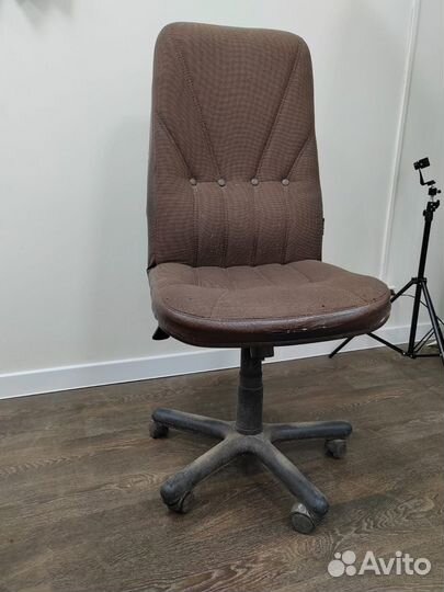 Стул кресло офисный бу