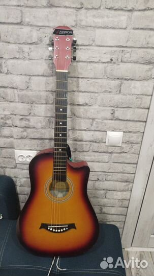 Акустическая гитара