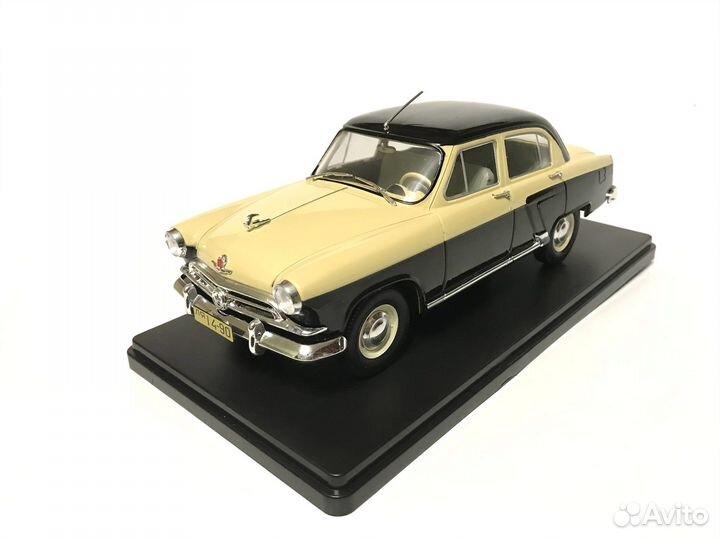 Модель автомобиля газ-21В Волга 1/24 Hachette