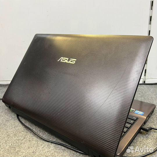 Ноутбук Asus i3-2310/3GB/320GB/GT520M