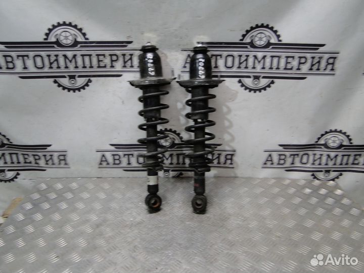 Амортизатор задний Toyota Prius 20 2007 1.5