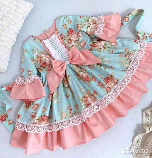 Продам платье, боди, костюмчики для девочки