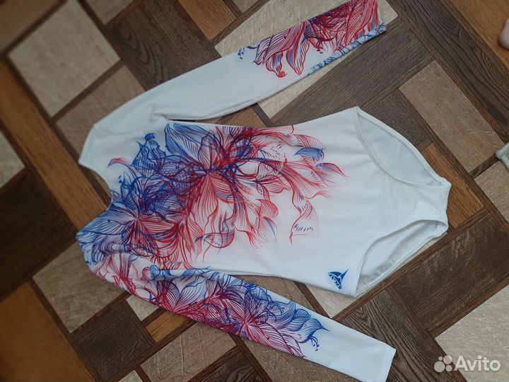 Новый купальник гимнастический