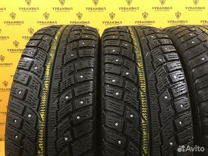 Marshal I'Zen RV Stud KC16 215/70 R16 100T