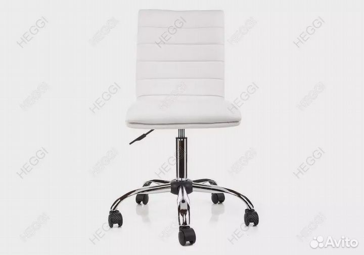 Компьютерное кресло Midl белый в наличии