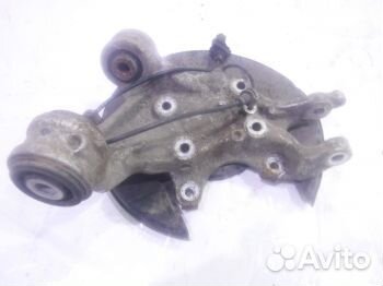 Кулак задний правый Хонда