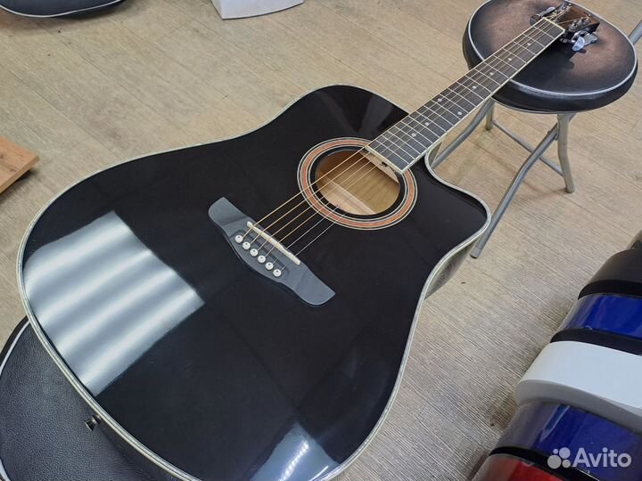 Гитара акустическая дредноут чёрная