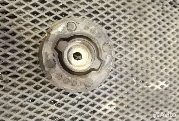 Опора двигателя Renault Kaptur