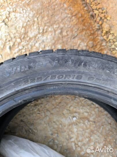 Hankook Winter I'Pike 225/50 R18