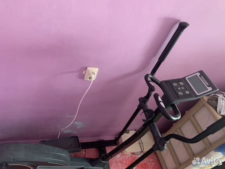 Эллиптический тренажер torneo