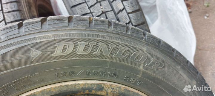 R15 Dunlop Dectes SP001 185/65, PCD 4x114.3 DIA 17