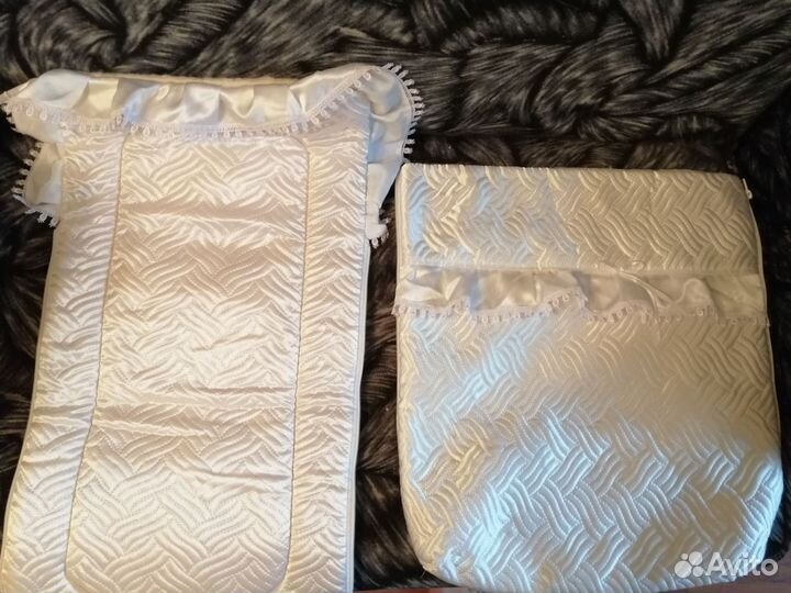 Набор новый:одеяло и комплект в коляску на овчине